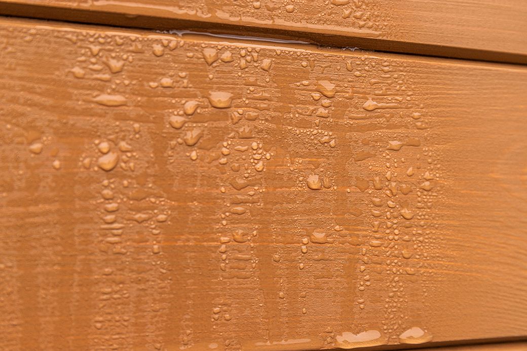 Wasserabweisender, perlender und selbstreinigender Effekt der Rubio WoodCream